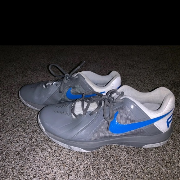Men’s Nike shoes - Picture 1 of 1
